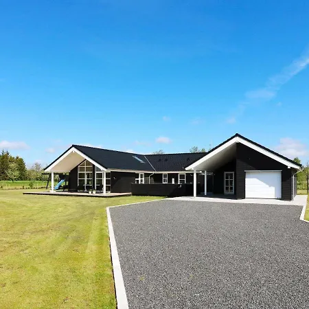 8 Person In Holiday home Hadsund